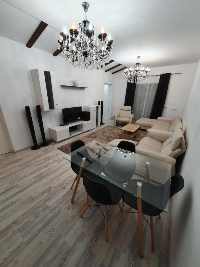 Jolie Art Apartman Brăila Kültér fotó
